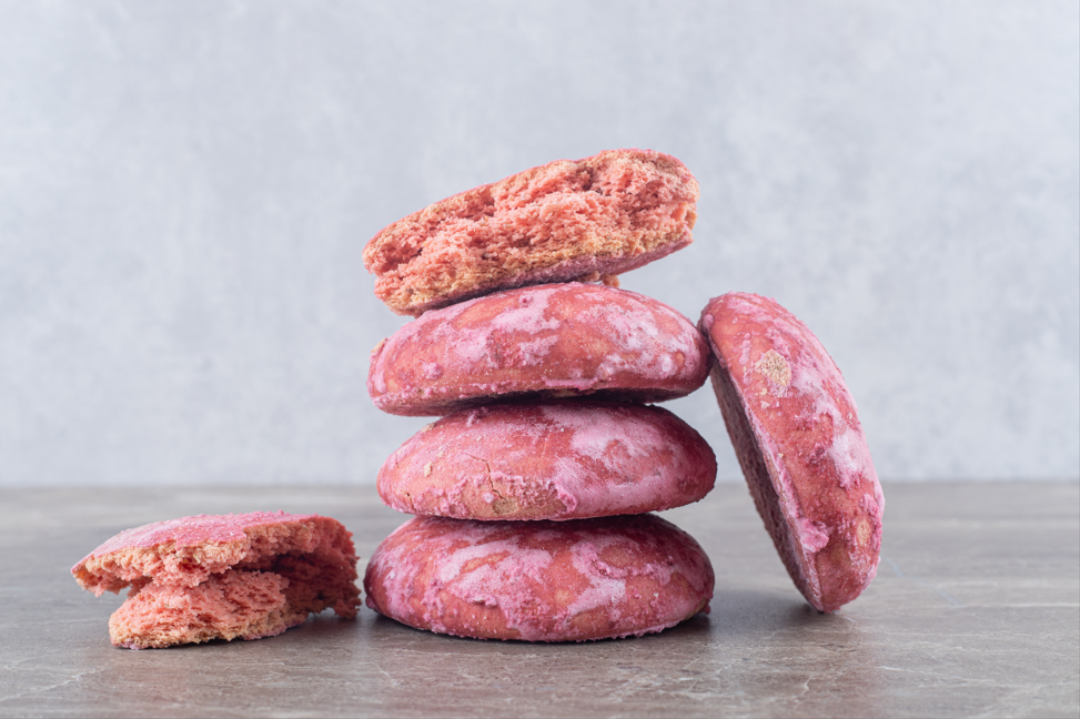 Strawberry Cheesecake Cookies on a serving plate