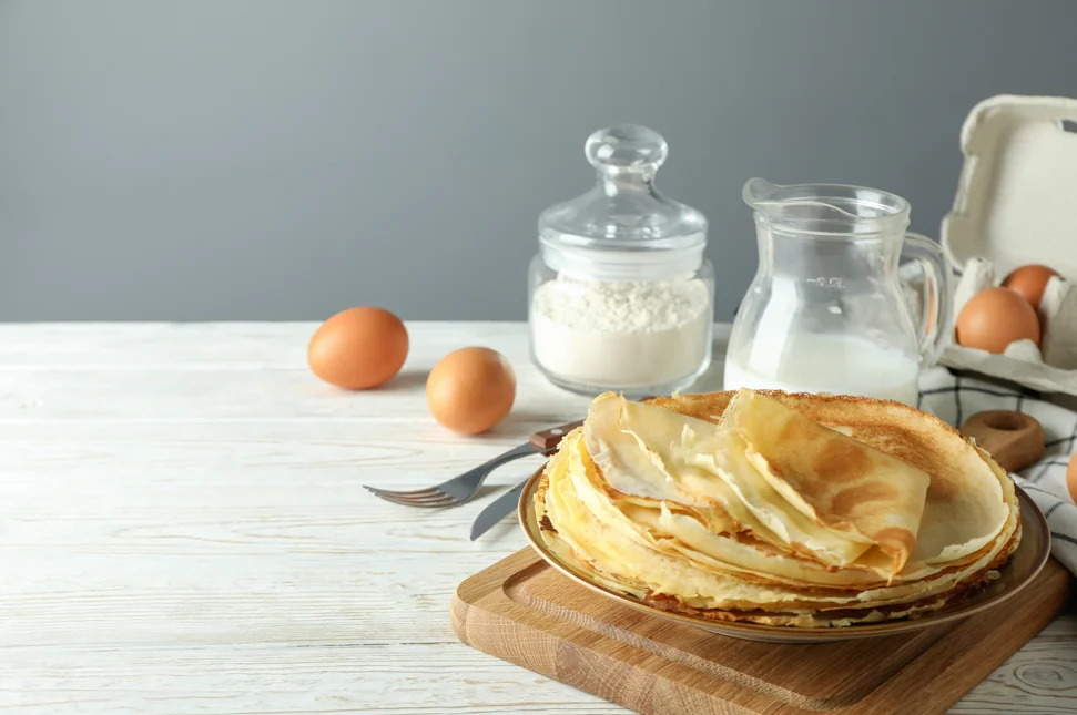 Discover the simplicity of turning pancake mix into light, versatile crepes, perfect for both sweet and savory fillings, in our step-by-step guide